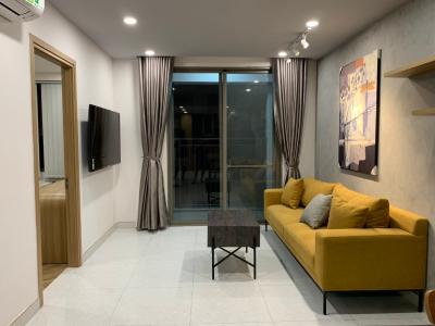 Phòng khách SSR Căn hộ Saigon South Residence, ban công hướng Nam, đầy đủ nội thất
