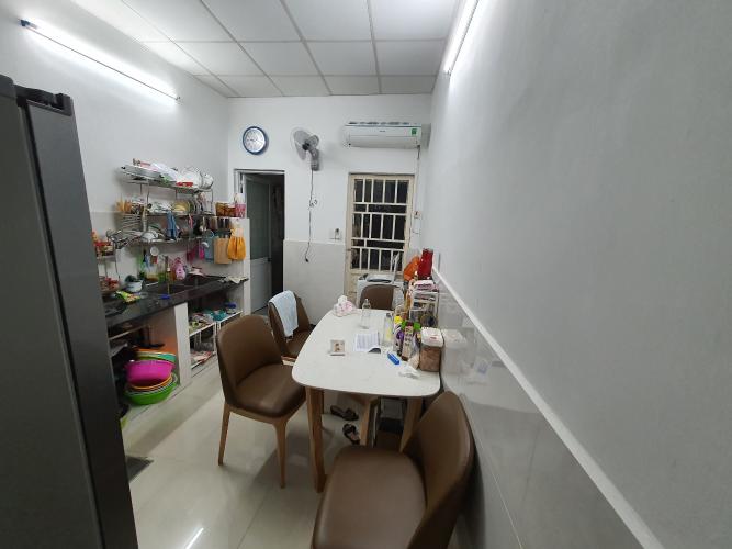 Phòng bếp nhà phố Đỗ Quang, Quận 2 Nhà phố mặt tiền quận 2, sổ hồng riêng, nội thất cơ bản.