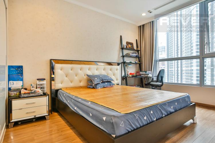 Phòng ngủ 3 Căn hộ Vinhomes Central Park tầng cao hướng Tây Bắc tháp Central 2