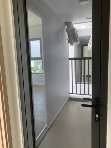 Bên trong căn hộ Safira Khang Điền Cho thuê căn hộ Safira Khang Điền tầng thấp, 3 phòng ngủ, diện tích 86.76m2.