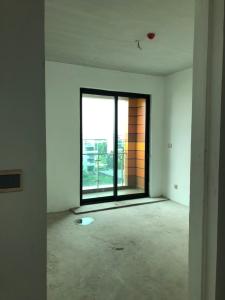 Căn hộ Feliz En Vista Căn hộ Feliz En Vista tầng trung, ban công cửa kính lớn đón gió.