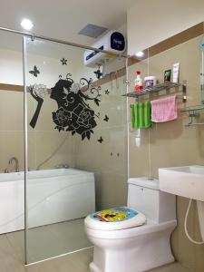 Phòng tắm căn hộ Era Town Bán căn hộ tầng cao Era Town, tiện ích cao cấp, nội thất đầy đủ, dọn vào ở ngay.