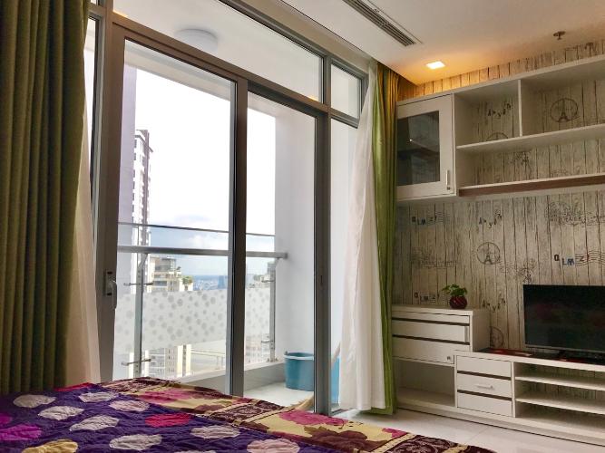 Cho thuê căn hộ Vinhomes Central Park 1 phòng ngủ, diện tích 36m2, đầy đủ nội thất