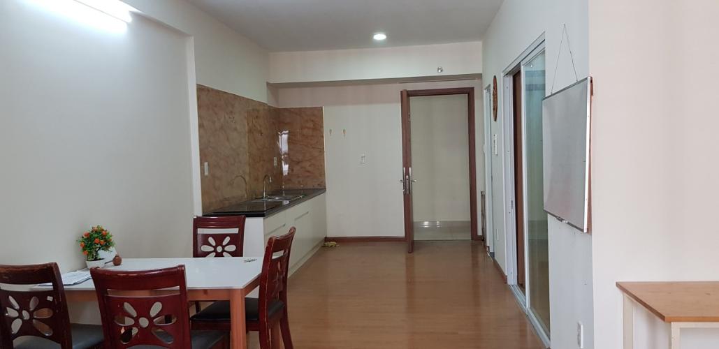 Phòng khách căn hộ Flora Fuji, Quận 9 Căn hộ tầng cao chung cư Flora Fuji ban công hướng Nam, view mát mẻ.