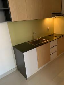 Bếp OT The Sun Avenue Cho thuê officetel The Sun Avenue, tầng cao, diện tích 35 m2, 1 phòng ngủ, nội thất cơ bản 