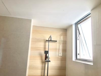 Căn hộ Sunrise Riverside Căn hộ Sunrise Riverside tầng thấp, view nội khu hồ bơi thoáng mát.