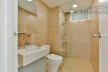 Toilet 2 Căn hộ Vista Verde tầng trung, tháp T2, 3PN, view hồ bơi