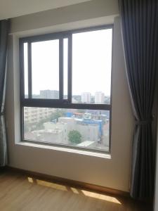 View Căn hộ Bcons Suối Tiên tầng thấp, đầy đủ nội thất tiện nghi.