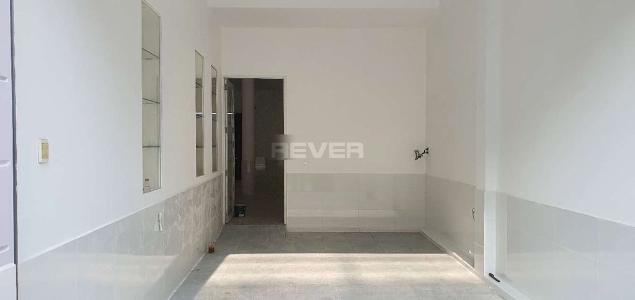 Bên trong biệt thự Lương Định Của, Quận 2 Biệt thự mặt tiền quận 2, diện tích 140m2, hướng Tây.