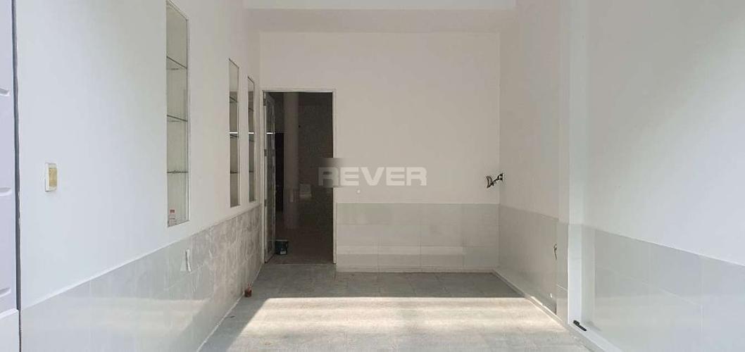 Bên trong biệt thự Lương Định Của, Quận 2 Biệt thự mặt tiền quận 2, diện tích 140m2, hướng Tây.