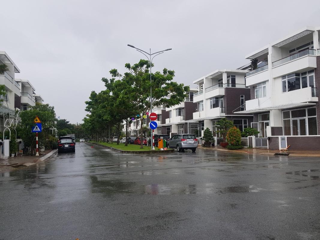 3F2BF271-DD48-4D73-AD39-837FEE03A3C3 Bán biệt thự 4 tầng thuộc KĐT Jamona City Quận 7, diện tích đất 140m2, ngang 7m, bàn giao thô