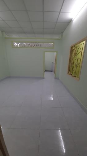 Phòng khách nhà phố Quận 4 Bán nhà hẻm Tôn Đản, phường 15, Quận 4, DT 54m2, sổ hồng chính chủ