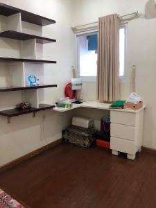 Nội thất The Harmona, Tân Bình Căn hộ The Harmona tầng cao, ban công hướng Đông Nam view Bitexco.