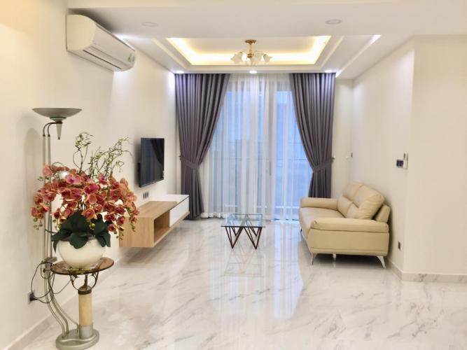 Phòng khách căn hộ Midtown Căn hộ Phú Mỹ Hưng Midtown nội thất cơ bản, ban công hướng Tây Bắc.