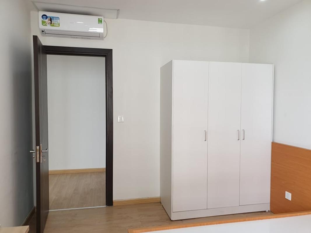 67924165_2876208589270295_5181729595669348352_n Bán căn hộ Era Town 2PN, tầng cao, block A1, diện tích 76m2, nội thất cơ bản, full sàn gỗ