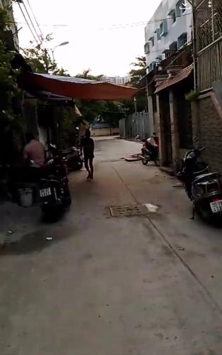 Hẽm Nhà phố hẻm đường Tôn Thất Thuyết, phường 3, quận 4, diện tích đất 130.8m2, diện tích sử dụng 128.8m2