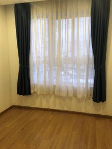 Phòng ngủ Hưng Phát Silver Star, Nhà Bè Căn hộ Hưng Phát Silver Star tầng trung, hướng Đông Bắc.