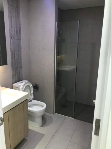 wc căn hộ 2 phòng ngủ estella heights Căn hộ Estella Heights đầy đủ nội thất, view thoáng mát.