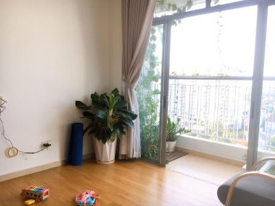 Phòng khách căn hộ Opal Riverside, Thủ Đức Căn hộ chung cư Opal Riverside ban công hướng Tây Bắc, đầy đủ nội thất.