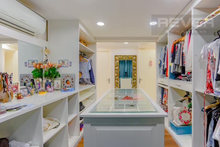 Phòng Để Đồ Duplex Phú Hoàng Anh 3 phòng ngủ view hồ bơi