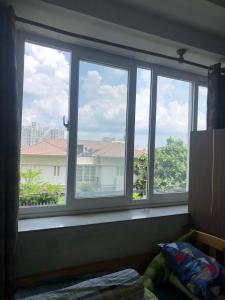 Phòng ngủ Petroland, Quận 2 Căn hộ Petroland tầng thấp, đầy đủ nội thất, 3 phòng ngủ.