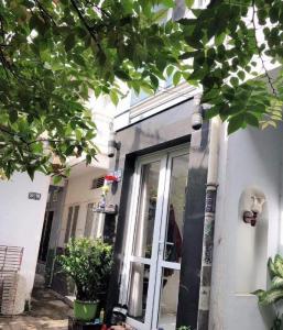 Mặt trước nhà phố Xô Viết Nghệ Tĩnh, Phường 26, Quận Bình Nhà phố 1 trệt 2 lầu Xô Viết Nghệ Tĩnh, Bình Thạnh - thiết kế hiện đại 