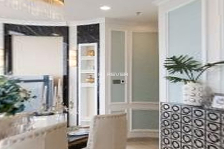  Căn hộ Vinhomes Golden River đầy đủ nội thất diện tích 159.5m².