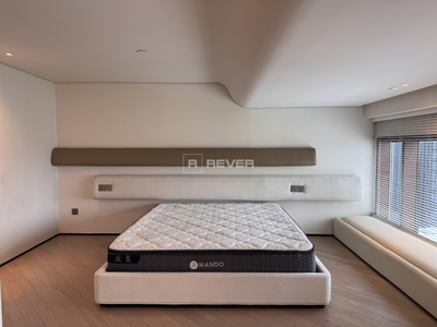 IMG_9214.jpeg Căn hộ The Metropole Thủ Thiêm hướng Tây Nam, diện tích 170m²