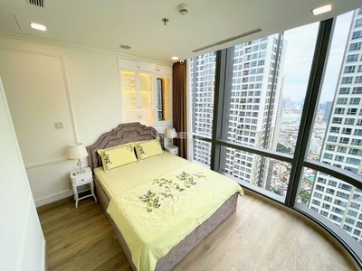 z4492521893410_c1df99bed82cd4101312a14414d932a2.jpg Căn hộ 2 phòng ngủ Landmark 81 view đẹp nội thất cao cấp