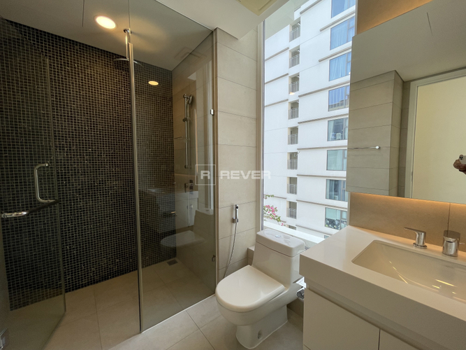 IMG_9875.jpeg Căn hộ The Berkley Thao Dien hướng Tây Bắc, diện tích 141.7m²