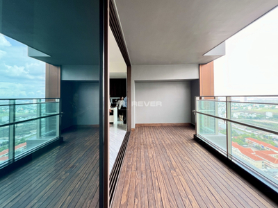 z5881312571591_383821ed6da41c6be6194fa28541b12c.jpg Bán căn hộ Define 3 Phòng Ngủ Sân Vườn