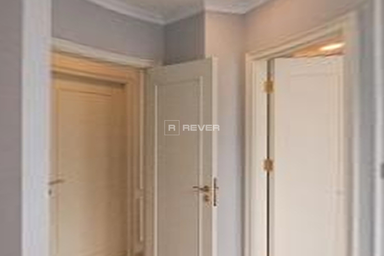  Căn hộ Vinhomes Golden River đầy đủ nội thất diện tích 159.5m².