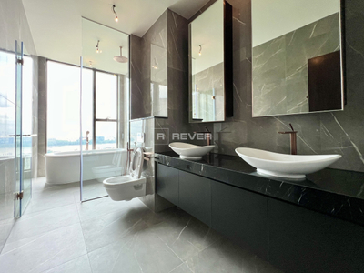 z5881312559807_7b1f608ebaee8bb838fa7a6f3b481adb.jpg Bán căn hộ Define 3 Phòng Ngủ Sân Vườn