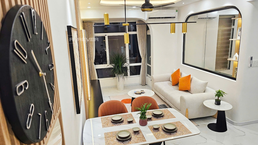 z6693608862578_4b60c5571604f7bb5dfd30848ed6fa81.jpg Căn hộ Sky Garden 3, diện tích 71m²