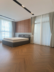  Penthouse Vinhomes Central Park nội thất cơ bản diện tích 284.1m²