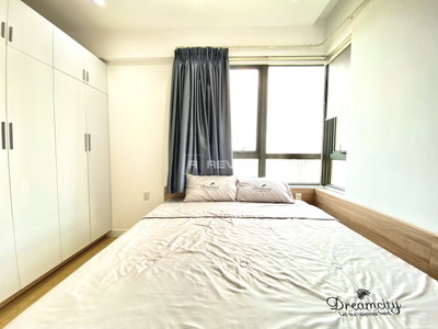 z4907304704484_d801386d5e82da5d3265dd4bb46bcc13.jpg Căn hộ Masteri Thảo Điền tầng 36 view đón gió mát, đầy đủ nội thất.