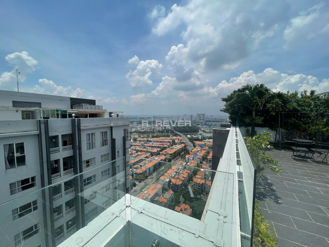 z6544436067417_37b346cb0911f012158c6ba66055598d.jpg Pent-house Duplex Sunrise City Sân vườn diện tích 284m²