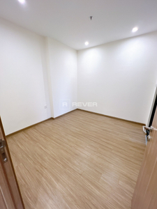 z4634517873263_6fdc0920f8f7b0351eeeb0bfb6757413.jpg Căn hộ Vinhomes Grand Park hướng ban công tây bắc không có nội thất diện tích 59.2m²