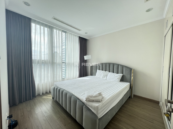  Căn hộ Vinhomes Central Park nội thất cơ bản diện tích 94m².