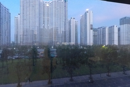  Căn hộ Vinhomes Grand Park hướng Đông Nam, diện tích 82.3m²