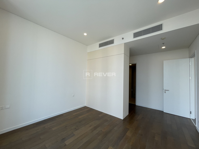 IMG_9755.jpeg Căn hộ The Berkley Thao Dien hướng Đông Nam, diện tích 93.68m²