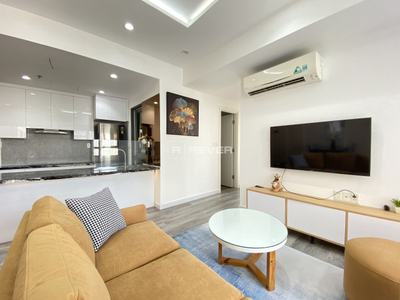 z4907304719790_820f3735d3b3bab834a0645e09b5202d.jpg Căn hộ Masteri Thảo Điền tầng 36 view đón gió mát, đầy đủ nội thất.