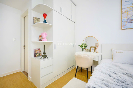 z4783303296987_018_b6759bf9182ec81d98328cc1acec044f.jpg Căn hộ Masteri Thảo Điền hướng Đông tầng cao view nội khu thoáng mát.