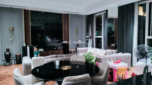 z5959671412680_5a92e8476c64b4b454a39636656fd938.jpg Pent-house Sunrise City quận 7 diện tích 284m²