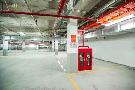 z4876281617013_33d1a9be0a635bc658bd6a8b49d33b18.jpg Căn hộ Masteri Centre Point view hồ bơi nội khu hướng Đông Bắc, diện tích 71.85m²