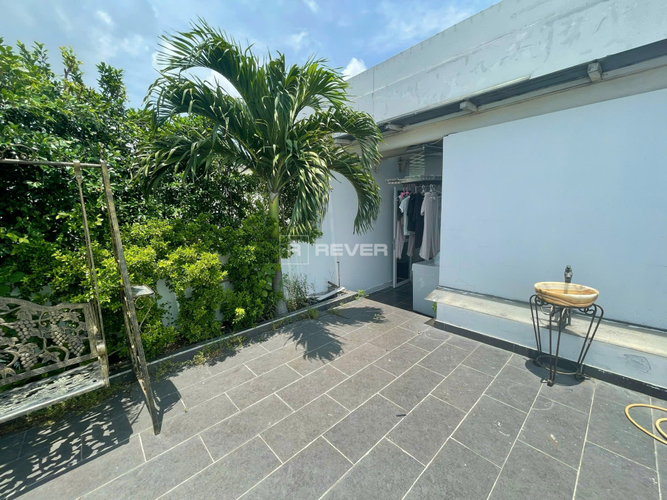 z6544436132528_67439902556333197c9c9f6ab6bca41d.jpg Pent-house Duplex Sunrise City Sân vườn diện tích 284m²