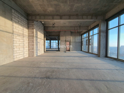 z7187818512038_047365d9eb0e8c7b70d97dc62aeb33de.jpg Pent-house Empire City hướng Tây Bắc, diện tích 376m²