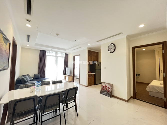  Căn hộ Vinhomes Central Park nội thất cơ bản diện tích 94m².