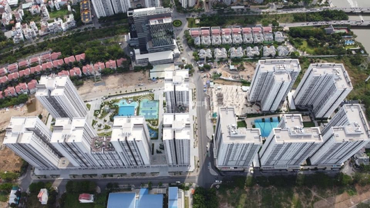 z5426597668322_84f69b776df454d844741aed2cfc3785.jpg Căn hộ SÂN VƯỜN Saigon South Residence tầng trệt