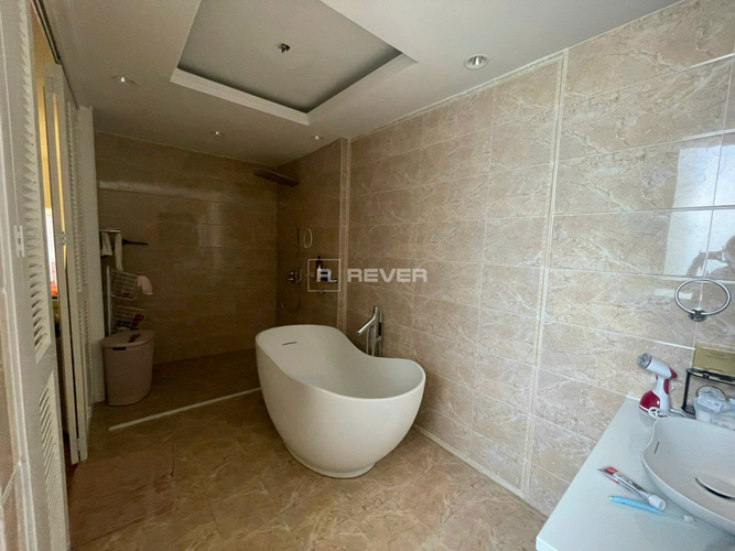 z6544436057718_85a02c62674d39d56f10e08e1ef7ceb4.jpg Pent-house Duplex Sunrise City Sân vườn diện tích 284m²